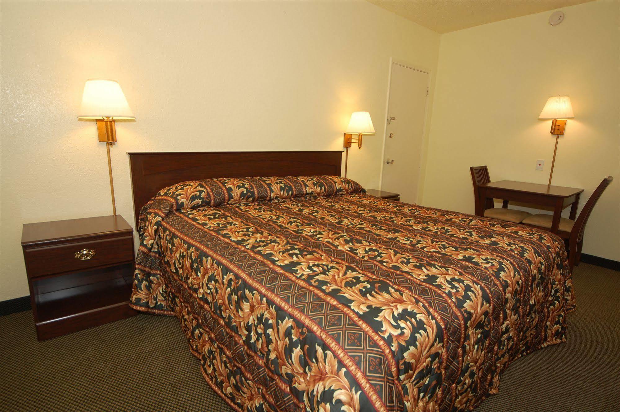Rodeway Inn Conference Center Beaumont Ngoại thất bức ảnh